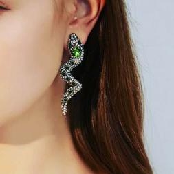 Forma Di Serpente Con Cristalli Di Varie Dimensioni Simili G