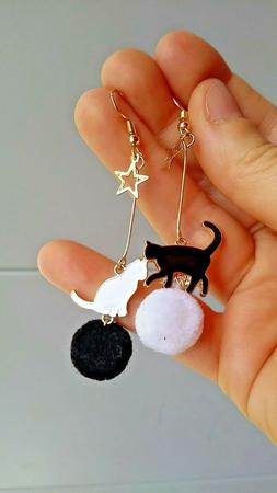 Gatto Pendenti Pon Pon Bianco Nero Regalo Gattara