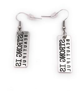 Paio Strong Is Beautiful Scritta Peso Orecchini In Metallo