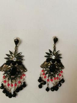 Pendenti In Metallo, Rossi Bianco Neri Con Buchi. Indossati 