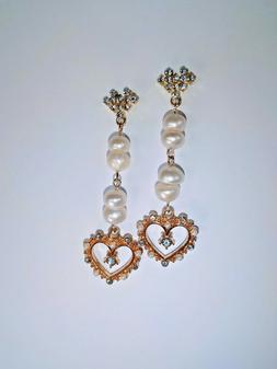 Pezzi Unici. Quattro Mezze Perle E Cuori Con Brillantini
