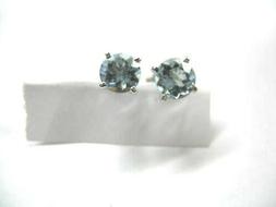 Solitari Di Acquamarina Taglio Tondo In Oro Bianco 18 Carati