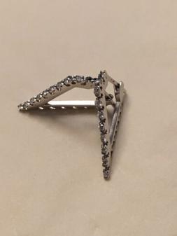Triangolo Traforato E Brillanti Ct.0,18 - Oro Bianco 18k